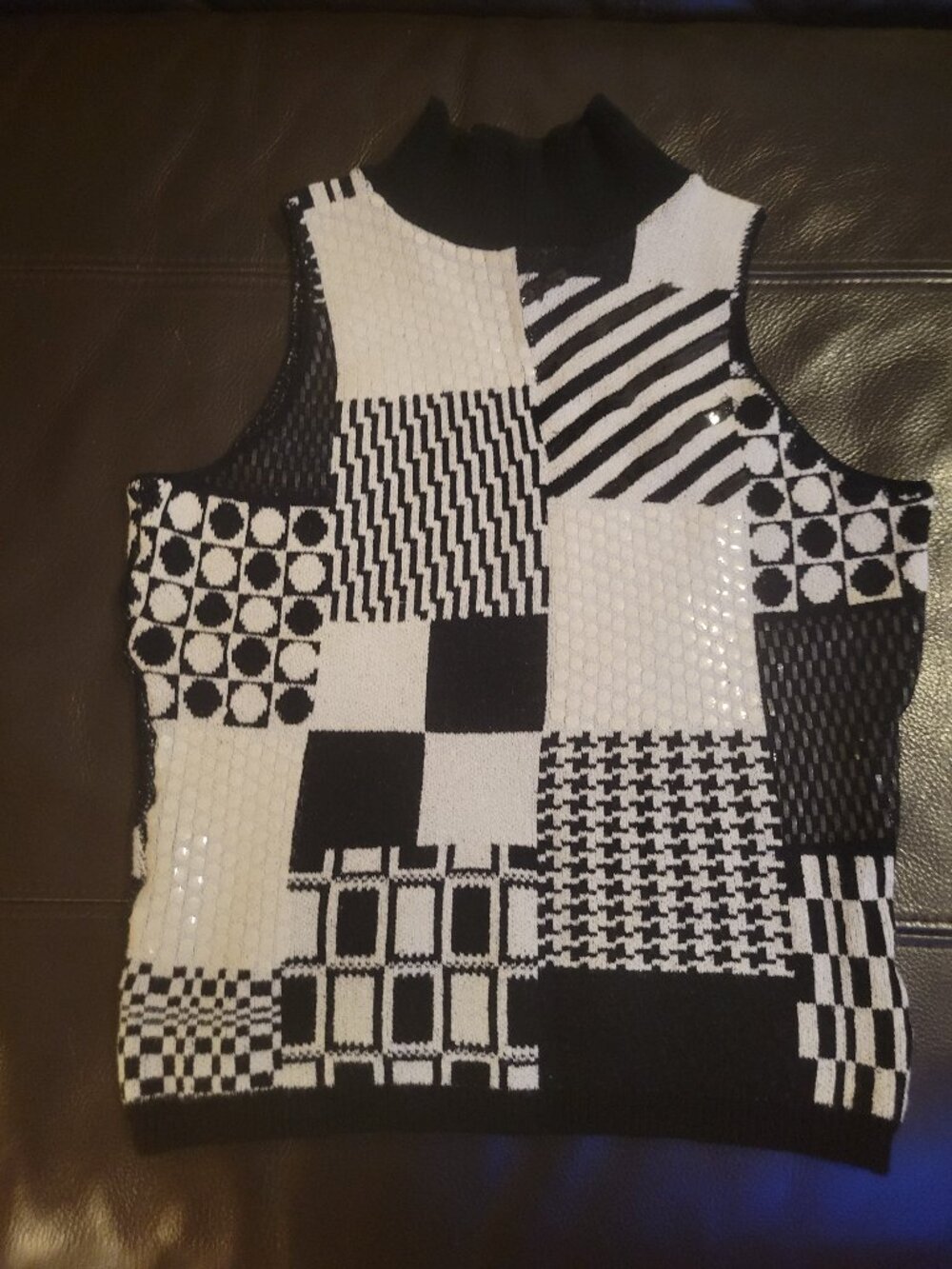 BETTE PAIGE sleevless knitted top,size M